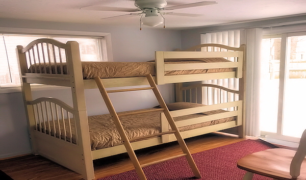 Rental Cabin Nine Bedroom Three with Twin Bunk Beds